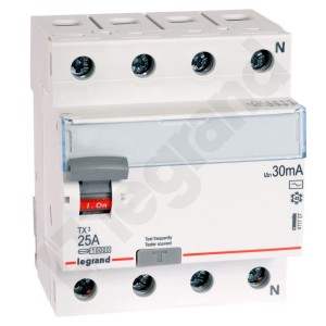 Wyłącznik różnicowoprądowy P304 4P 25A 30mA AC 411707 Legrand